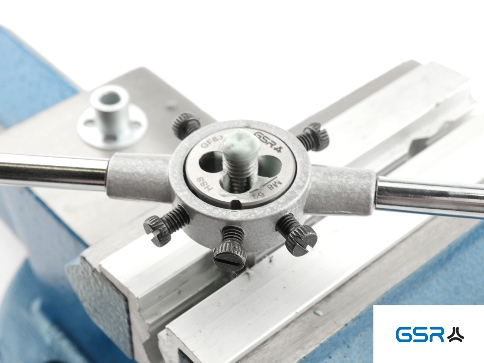 GSR die guides – perfect external threads without much effort!