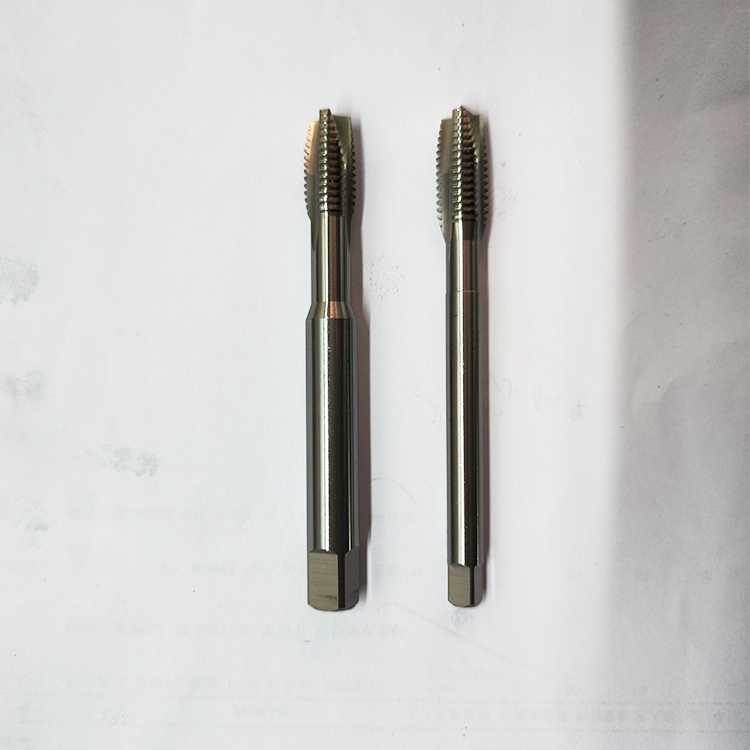 which tool is used for cutting internal thread? which tool is used for cutting internal thread?