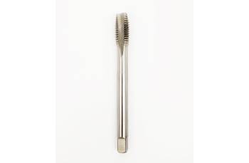 Machine Tapping Method and Precautions