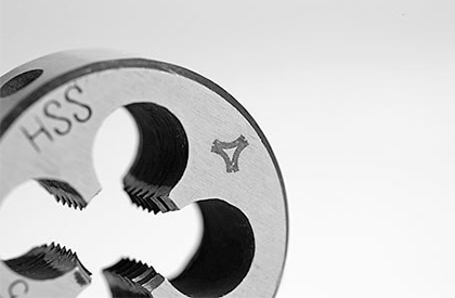 Production of external threads