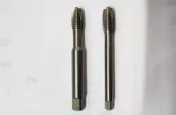 which tool is used for cutting internal thread？